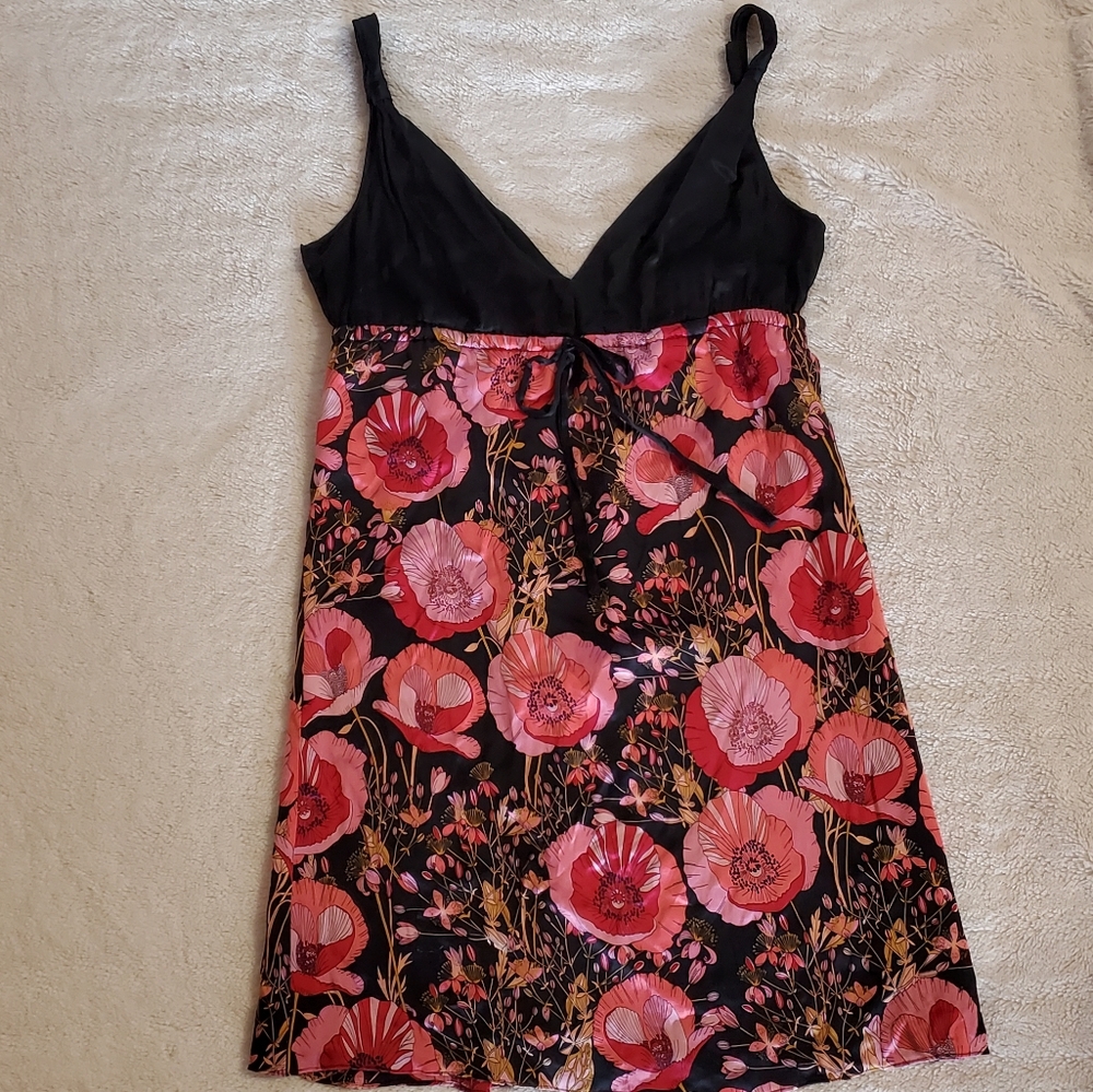 Guess Silk Dress Size 9 Lined Black & Pink